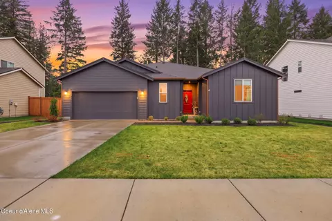 248 E Sandmyrtle Ave, Hayden, ID 83835