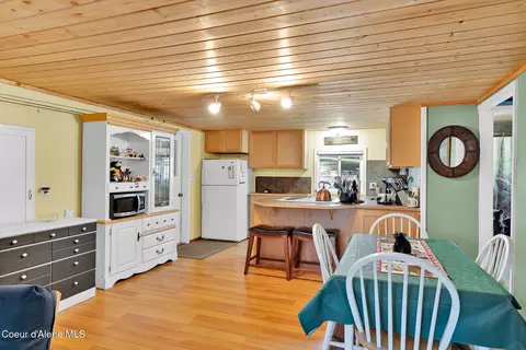 Dining - 51 Rocky Point Upper Rd, Plummer, ID 83851 photo 4 of 5