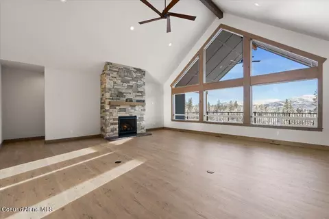 Living - L3b8 N Eclipse Road, Rathdrum, ID 83858 photo 2 of 4