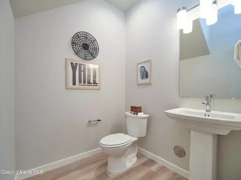 Bath - 1048 E 4th Ave #104, Post Falls, ID 83854 photo 1 of 5