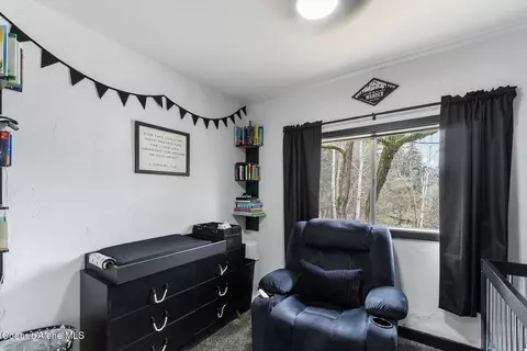 Bedroom - 457 E Market Ave, Kellogg, ID 83837 photo 5 of 6