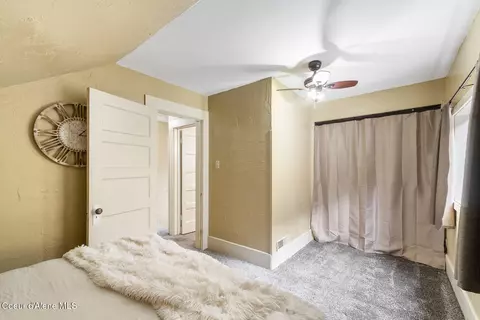Bedroom - 457 E Market Ave, Kellogg, ID 83837 photo 4 of 6