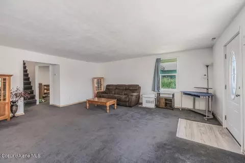Living - 9727 W E St, Worley, ID 83876 photo 3 of 4