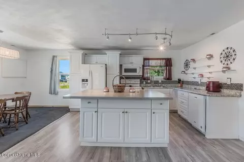 Kitchen - 9727 W E St, Worley, ID 83876 photo 1 of 7