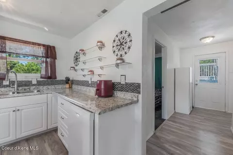 Entry Way - 9727 W E St, Worley, ID 83876 photo 1 of 5