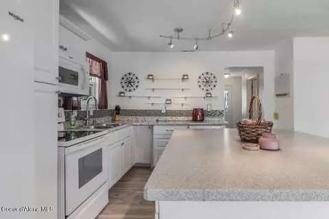 Kitchen - 9727 W E St, Worley, ID 83876 photo 3 of 7
