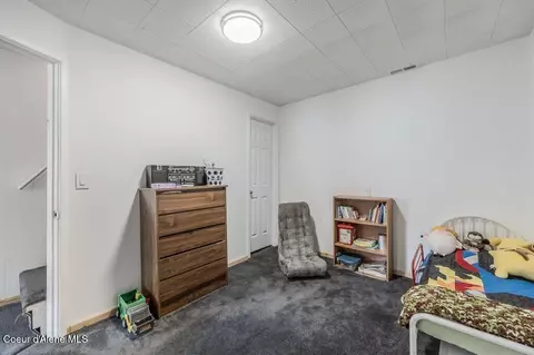 Bedroom - 9727 W E St, Worley, ID 83876 photo 5 of 8