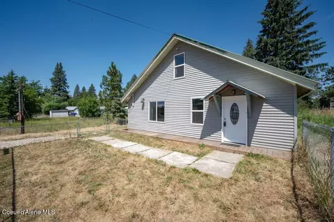 9727 W E St, Worley, ID 83876