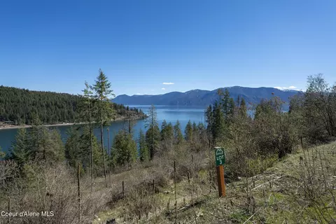 577 Midas Dr, Sagle, ID 83860 photo 7