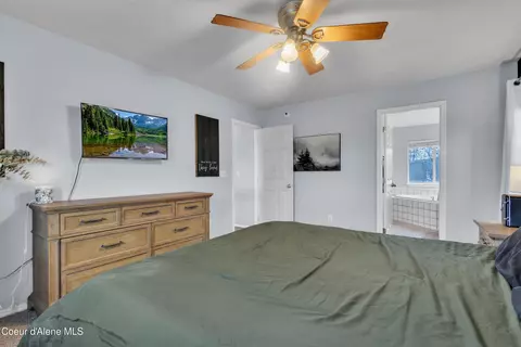 Bedroom - 1055 E Warm Springs Ave, Post Falls, ID 83854 photo 2 of 12
