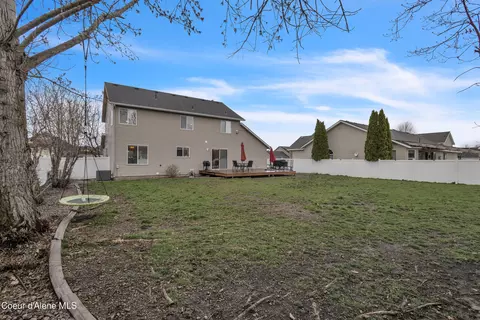 Exterior - 1055 E Warm Springs Ave, Post Falls, ID 83854 photo 5 of 6