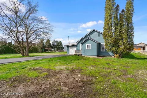 Exterior - 3721 N Chase Rd, Post Falls, ID 83854 photo 2 of 4