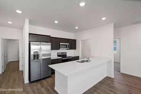 Kitchen - 5290 E Antares Ln, Post Falls, ID 83854 photo 1 of 2