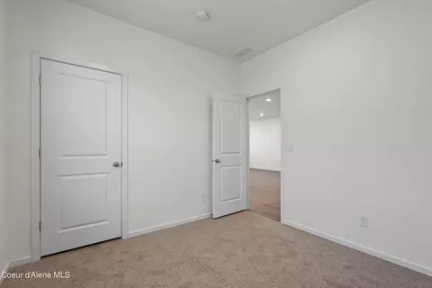 Bedroom - 5290 E Antares Ln, Post Falls, ID 83854 photo 4 of 6