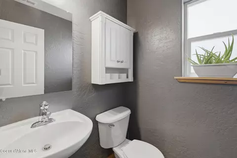 Bath - 2657 W Iago St, Post Falls, ID 83854 photo 1 of 5