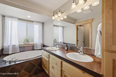 Bath - 2657 W Iago St, Post Falls, ID 83854 photo 4 of 5