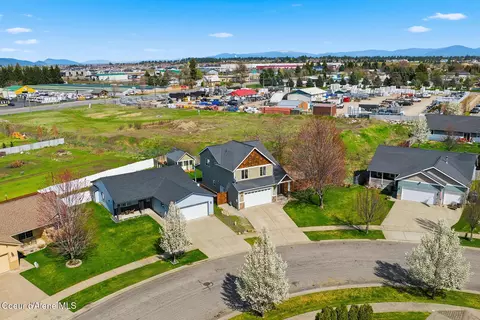View/Area - 2657 W Iago St, Post Falls, ID 83854 photo 2 of 7