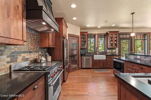 Kitchen - 4456 Eagles Mere Rd, Harrison, ID 83833 photo 2 of 6