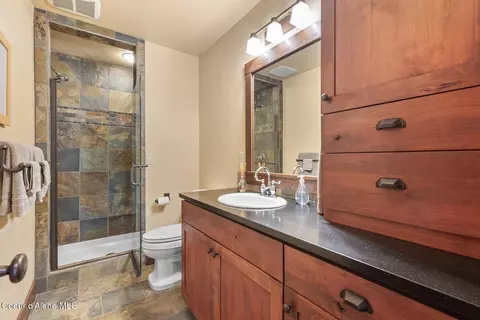 Bath - 4456 Eagles Mere Rd, Harrison, ID 83833 photo 5 of 5