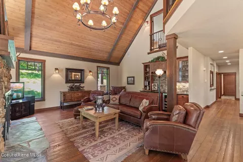 Living - 4456 Eagles Mere Rd, Harrison, ID 83833 photo 4 of 5