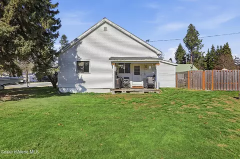 Exterior - 116 W 2nd Ave, Clark Fork, ID 83811 photo 3 of 4