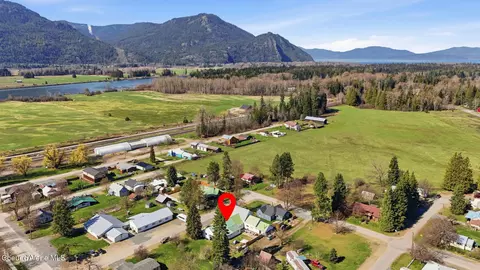 View/Area - 116 W 2nd Ave, Clark Fork, ID 83811 photo 2 of 9