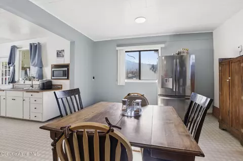 Dining - 116 W 2nd Ave, Clark Fork, ID 83811 photo 1 of 2