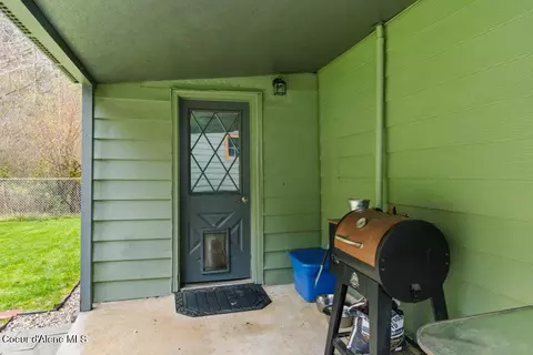 Exterior - 446 Weir Gulch Rd, Pinehurst, ID 83850 photo 4 of 8