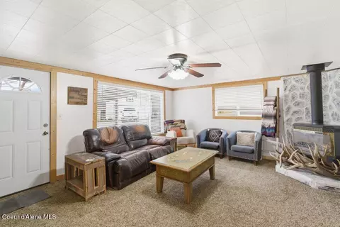 Living - 446 Weir Gulch Rd, Pinehurst, ID 83850 photo 1 of 4