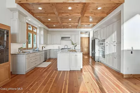 Kitchen - 4440 E Lisa Rd, Harrison, ID 83833 photo 5 of 6
