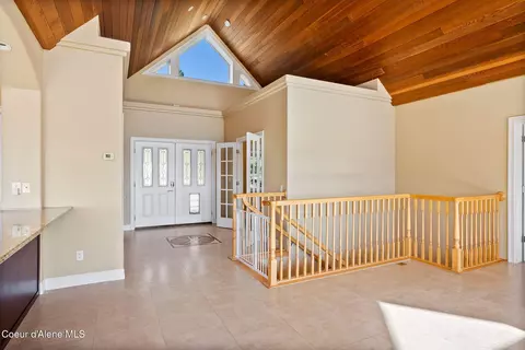 Entry Way - 2953 E Badger Rd, Harrison, ID 83833 photo 1 of 7