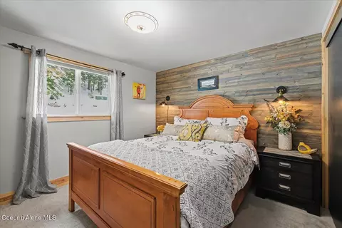 Bedroom - 555 Eighth St, Mullan, ID 83846 photo 2 of 8