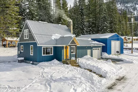 Exterior - 555 Eighth St, Mullan, ID 83846 photo 3 of 14