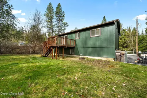 Exterior - 115 Belair Dr, Pinehurst, ID 83850 photo 7 of 9