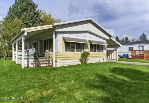 2836 N Carriage Ct, Coeur D'alene, ID 83815