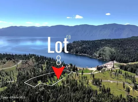 8 North Camp Bay Road, Sagle, ID 83860