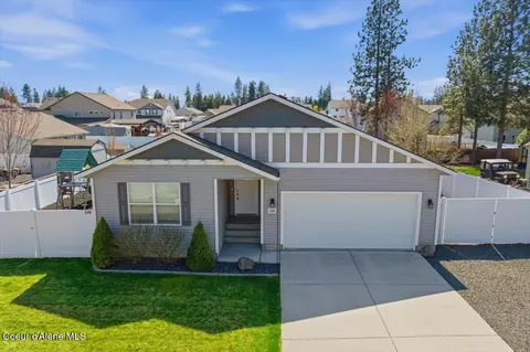 6924 W Christine St, Rathdrum, ID 83858