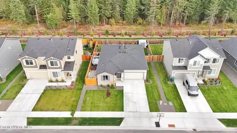 797 E Burdock Loop, Hayden, ID 83835 photo 2