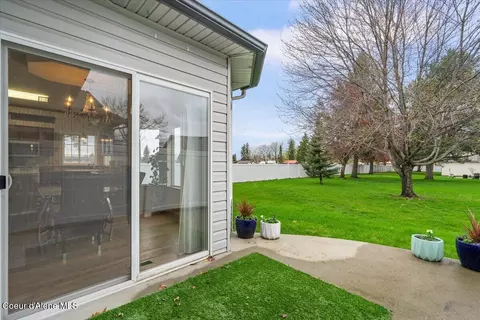 Exterior - 501 E Whitewater Ln, Post Falls, ID 83854 photo 4 of 9