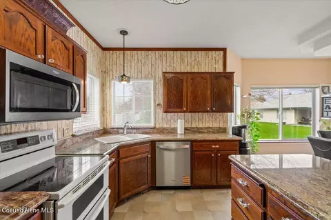 Kitchen - 501 E Whitewater Ln, Post Falls, ID 83854 photo 5 of 5