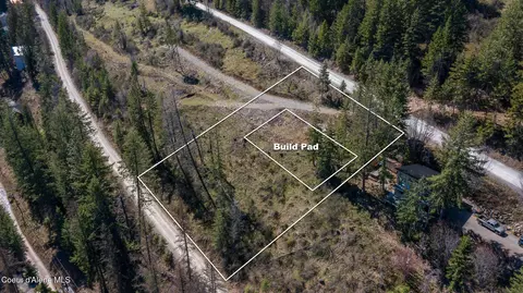 511 Midas Dr, Sagle, ID 83860 photo 3
