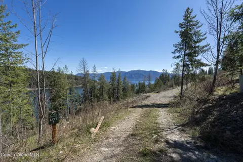 511 Midas Dr, Sagle, ID 83860 photo 4