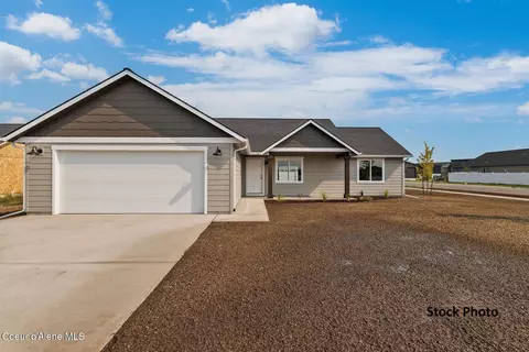 6653 W Plant Ln, Rathdrum, ID 83858