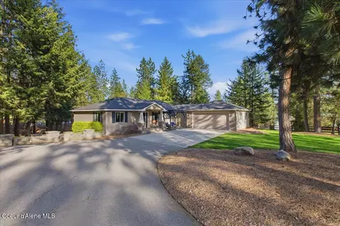 6910 N Harvard Rd, Newman Lake, WA 99025