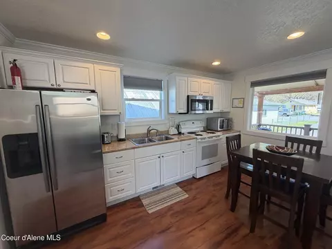 Kitchen - 313 W Mission Ave, Kellogg, ID 83837 photo 2 of 4