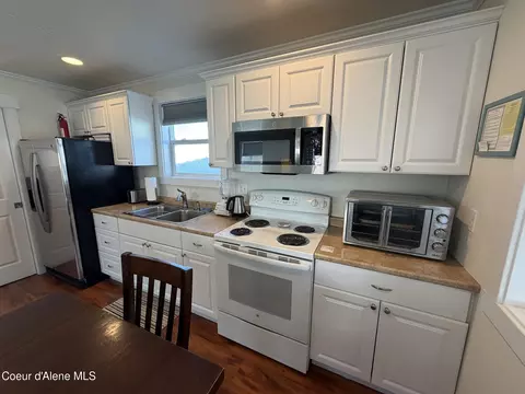 Kitchen - 313 W Mission Ave, Kellogg, ID 83837 photo 4 of 4