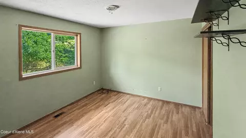 Bedroom - 19357 School Rd, Lenore, ID 83541 photo 1 of 3