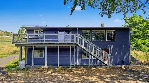 19357 School Rd, Lenore, ID 83541