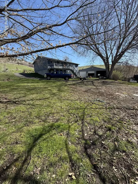 19357 School Rd, Lenore, ID 83541