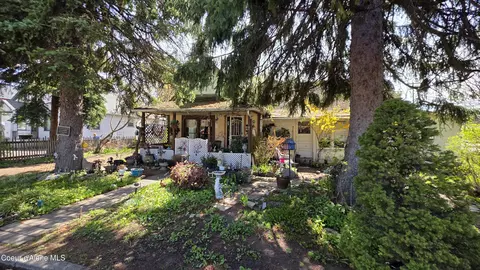 526 W Walnut Ave, Coeur D'alene, ID 83814